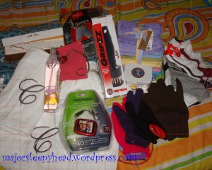 towels, bracelet, socks, bag holder, digital picture keychain, so pink body mist (my #1 bilin), mittens, kitchen stuff